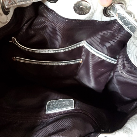 GG...ing Silver Real Leather Shoulder bag - Picture 3 of 3